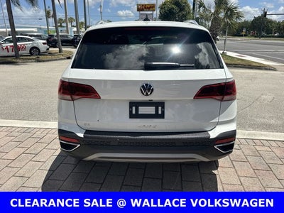 2024 Volkswagen Taos 1.5T SE