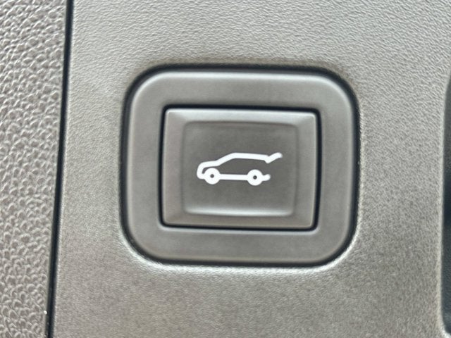 2024 Cadillac XT4 FWD Premium Luxury