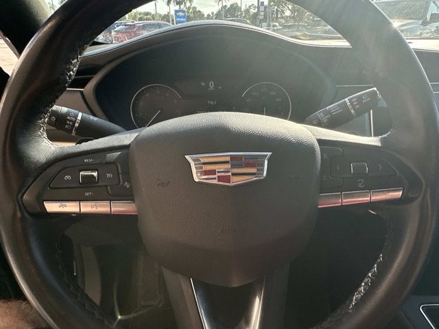2023 Cadillac XT4 FWD Premium Luxury