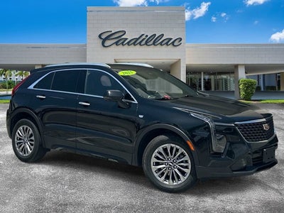 2025 Cadillac XT4 FWD Premium Luxury