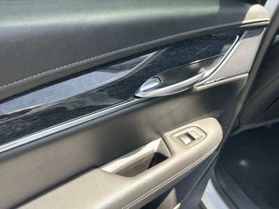 2022 Cadillac XT5 FWD Premium Luxury