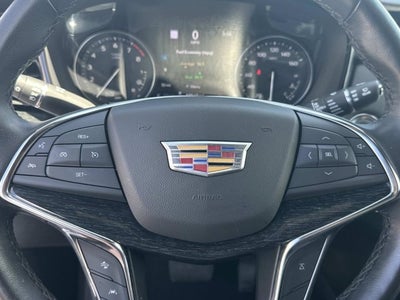 2022 Cadillac XT5 FWD Premium Luxury