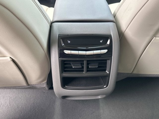 2026 Cadillac XT5 FWD Premium Luxury