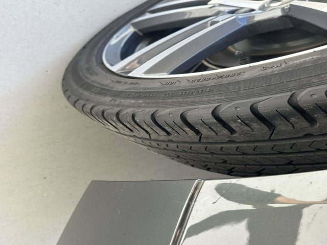 2019 Volvo XC60 Momentum