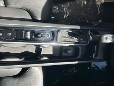 2019 Volvo XC60 Momentum