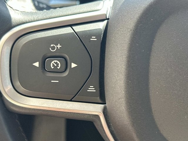 2019 Volvo XC60 Momentum