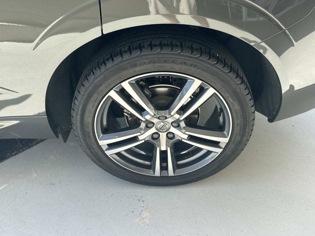 2019 Volvo XC60 Momentum