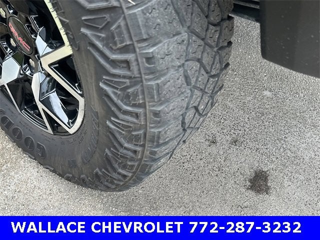 2023 GMC Canyon AT4X